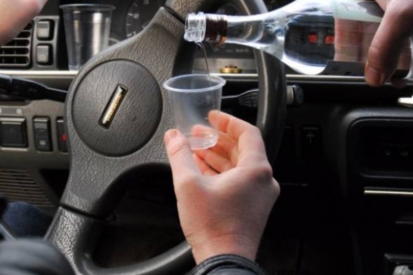 У Кременці активісти зупинили п’яного водія, який ледь не збив жінку (ФОТО)