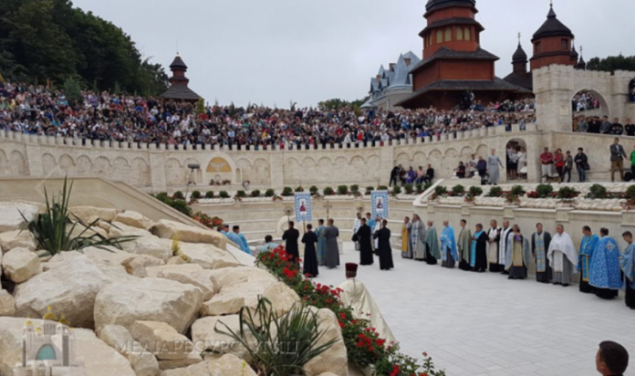 У Зарваниці освятили “Український Єрусалим” (Фото)