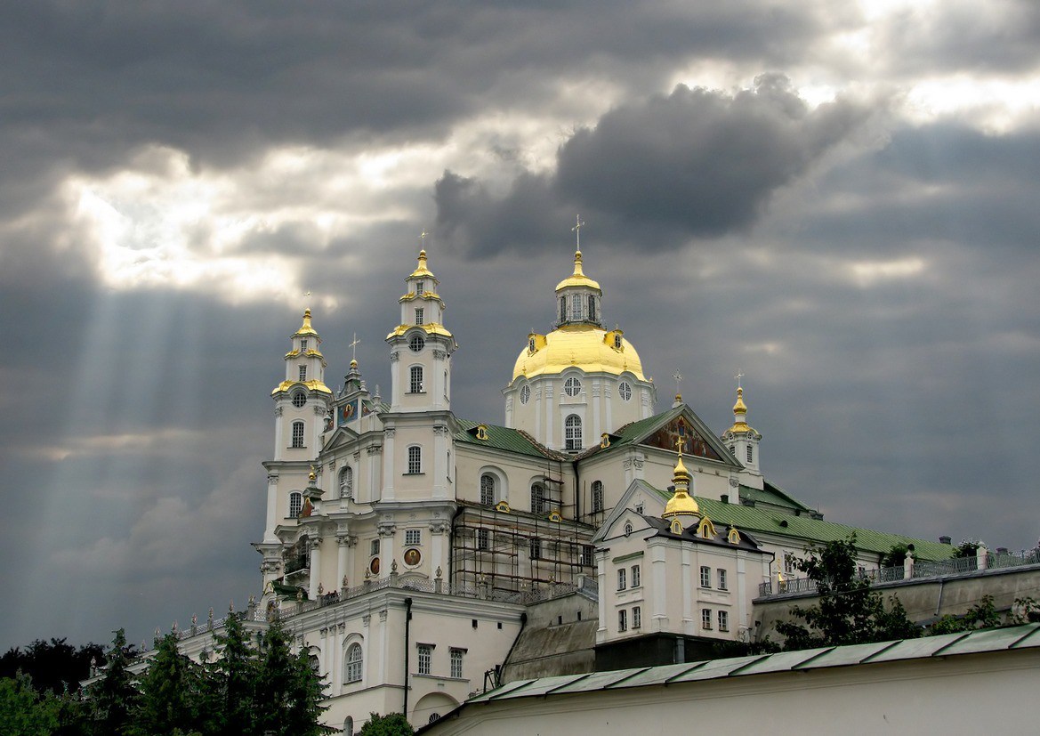 «У Почаївській лаврі серед монахів немає жодного українця», – експерт