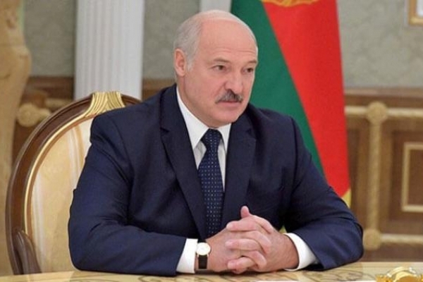 Лукашенко розповів про свою відставку та хто повинен керувати країною