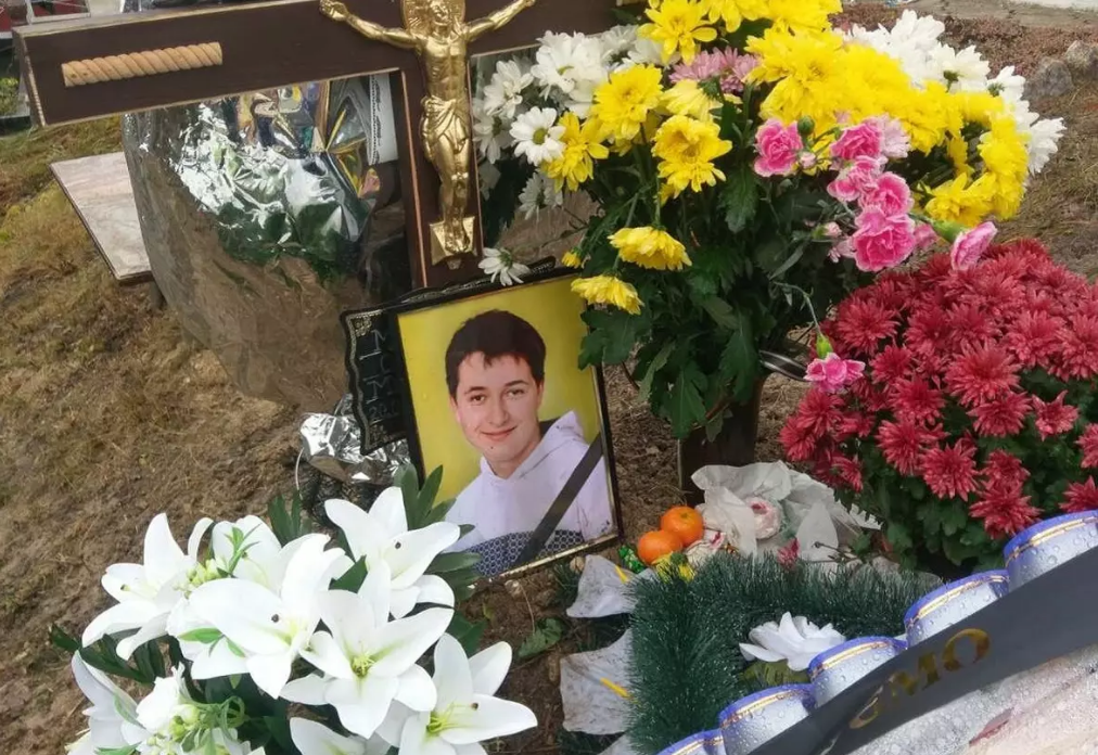Загадкова смерть 24-річного жителя Шумська. Мама покійного розповідає шокуючі подробиці